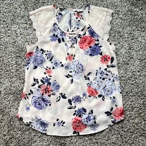 🛑SOLD🛑Floral Women's Top